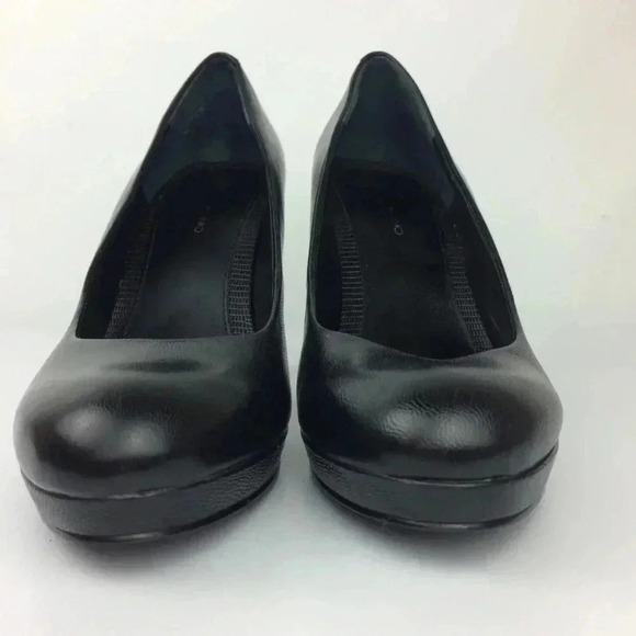 Bandolino Black Galleigh Classic platform 9 1/2M - Picture 5 of 8